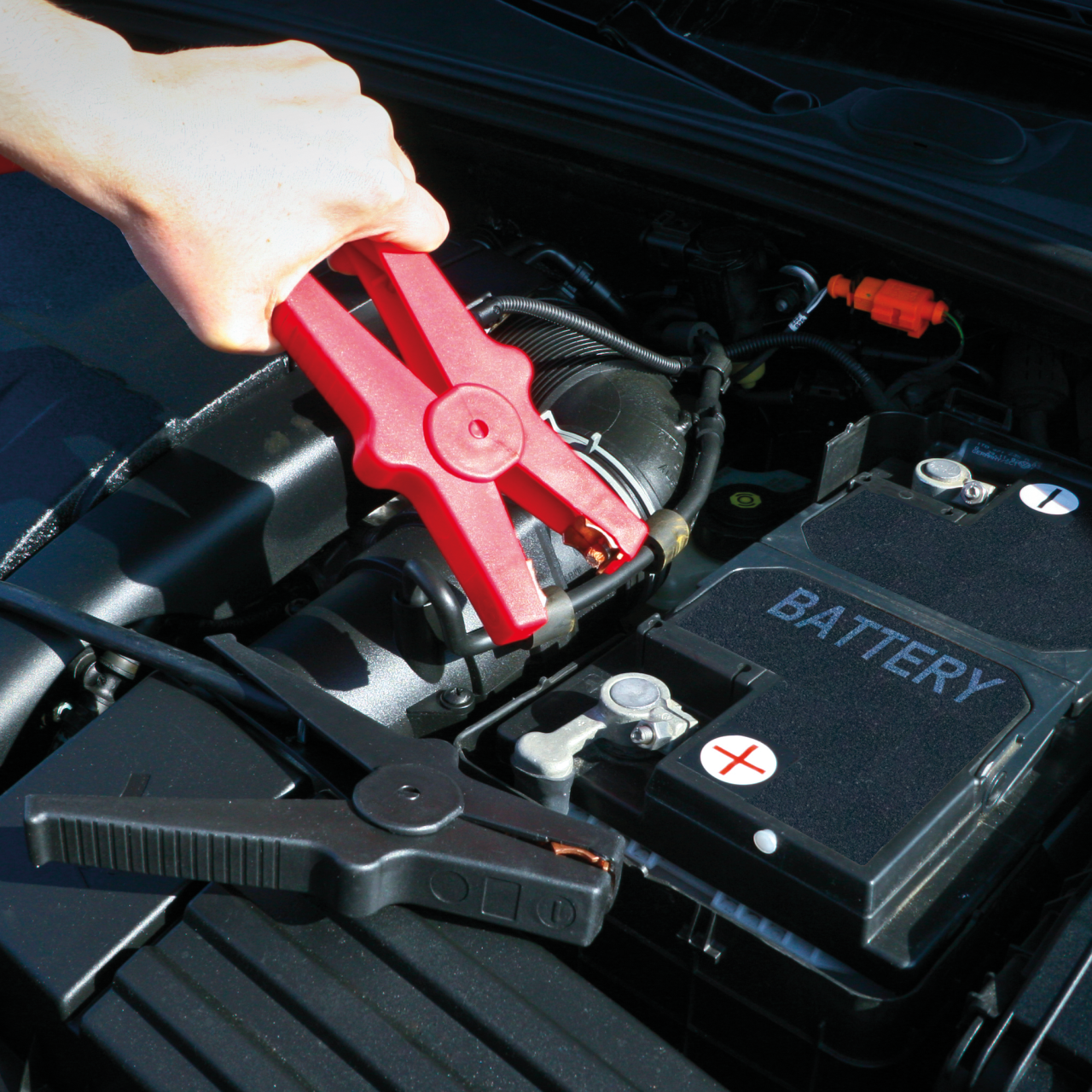 AEG Starthilfekabel Sicherheit SP16 | STARTHILFEKABEL | AEG Automotive |  Batterieladegeräte, Spannungswandler, Lampen und mehr